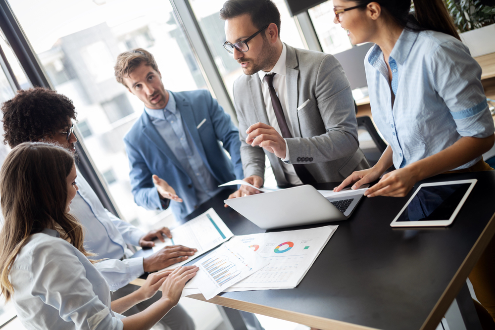 Come le CRM cloud applications eliminano i silos aziendali